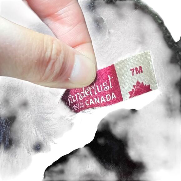 3 for $30! Wanderlust black faux fur lined boots - Picture 3 of 10